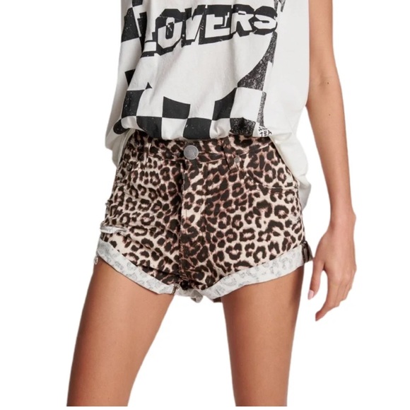 ONE teaspoon Animal Bandit Mid Waist Shorts - Picture 5 of 16